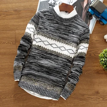 Pavasarį ir rudenį vyrų apvalios kaklo megztinis šiltas atsitiktinis megzti dugno marškinėliai, tendencija asmenybės plonas dryžuotas jaunimo laukinių megztinis