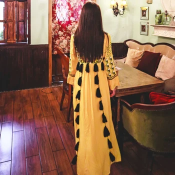Nauji moteriški retro V-kaklo su kutais trimitas rankovėmis suknelė etninės stiliaus, siuvinėtų ilgomis rankovėmis vidutinio ilgio prarasti didelio dydžio suknelę