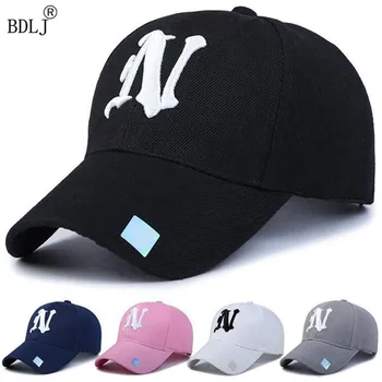 Karšto Parduoti 2017 Naujas prekės ženklas Beisbolo kepuraitę vientisos spalvos Atsitiktinis kepurės su N raide, siuvinėta kepuraitė vyrams, moterims Snapback Tėtis kepurės Kepurės