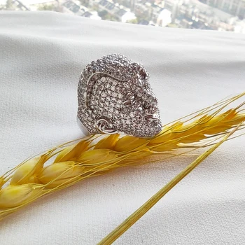 Geros Kokybės, Prabangos reverso dizaino žiedas Papuošalai Visą Kristalų CZ Akmenų, Žalvario Papuošalai Moterų Žiedai šalis