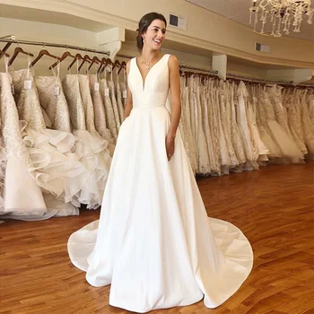 Pigiausia-line Vestuvių Suknelės, Elegantiškas V-kaklo Balta Dramblio kaulo Satino Vestido De Novia 2020 Backless Vestuvių Suknelės Koplyčia Traukinys