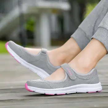 Sportbačiai moterims, batai 2021 naujas hook & loop vyresnio amžiaus batai moteris lengvas vaikščiojimo lauke, sportbačiai moterims butas motina batai moteriška