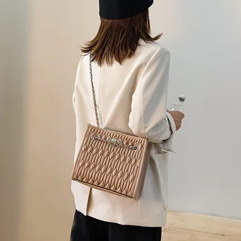 Firminis stilius, Prekės Originalaus Dizaino naujos pečių maišą įstrižainės portaliniai Maišą Mados vientisos spalvos klostuotas siuvinėjimo grandinės aikštėje krepšys