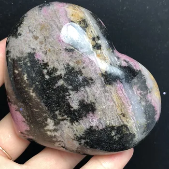 Gamtos slyvų žiedų turmalino kristalų širdies formos masažas kvarco akmuo, mineralinis reiki gydymo dovana