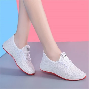 Vasarą naujos mados kvėpuojantis moteriški laisvalaikio bateliai lengvi ir patogūs sportiniai batai moterų tinklinio korėjos studentų batai