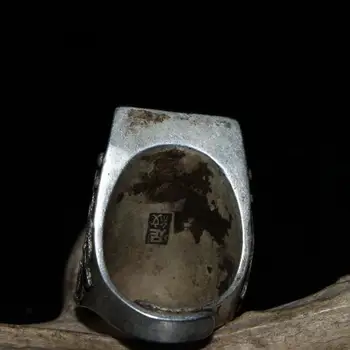 Kinijos senųjų amatų padarė inkrustacijos jade Tibeto sidabro žiedas