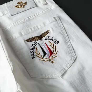 2020 metų vasaros nauji vyriški plona balta slim džinsai Advanced Ruožas Siuvinėjimo apdailos Džinsinio audinio kelnės vyriškos Prekės kelnės