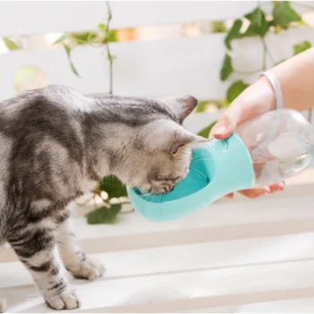 350ML550ML nešiojamų šunelis vandens butelis kelionės šuniukas katės geriamojo dubenėlį šuniui finansuojančiojo šuniukas katės geriamojo fontano naminių reikmenys