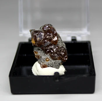 Natūralus retas sphalerite mineralinių egzempliorių akmenys ir kristalai kvarco kristalai crystal healing dėžutės dydis 3.4 cm