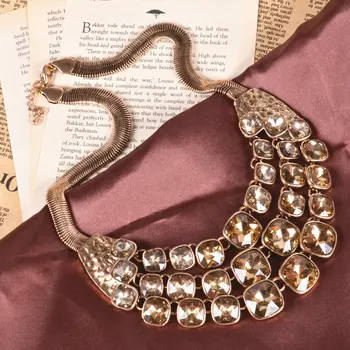 Vintage stiliaus pareiškimą didelis kristalų pakabukas moterų neckalces Antikos Aukso spalva grandinės choker karoliai moterų mados juvelyrika