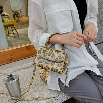 2020 naujas mados leopardas spausdinti įstrižainės kryžiaus mažas maišelis moteris aukštos klasės mados korėjos retro one-pečių maišą