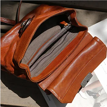 AETOO Derliaus plisuotos stilingas rankų darbo odinės rankinės, odinės vieno peties rankinę, atsitiktinis kompaktinės moterų gydytojas krepšys