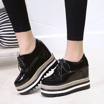 2020 stiliaus vieno bato ir vidinio padidinti moterų batai 10cm korėjos platforma batai pleišto maža juoda lakinės odos batus moterims