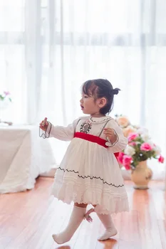 Baby Girl Rudens, Pavasario, Vasaros, Balta ilgomis Rankovėmis Siuvinėjimo ispanijos turkijos Derliaus Lolita Kamuolys Suknelė Princesė už Eid Gimtadienis